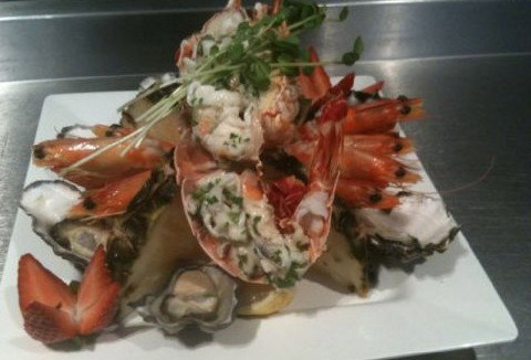 Mike's Grill & Bar - Sunshine Coast Tourism 0