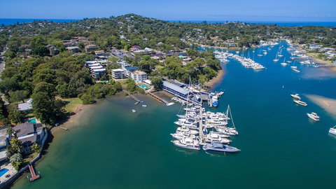 Metro Mirage Hotel Newport - Sunshine Coast Tourism 2