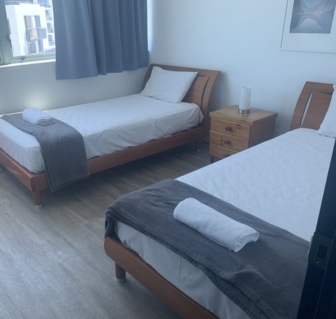 Beachfront Towers - Holiday Sunshine Coast 5