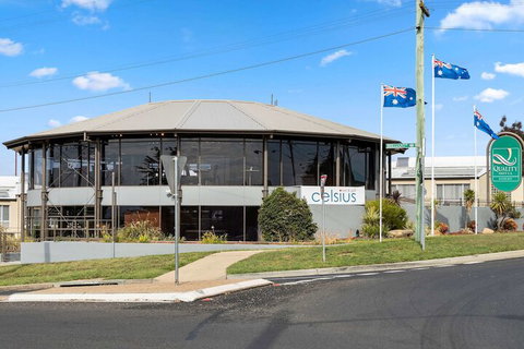 Quality Hotel Bathurst - Holiday Sunshine Coast 2