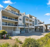 Quality Suites Pioneer Sands - Holiday Sunshine Coast