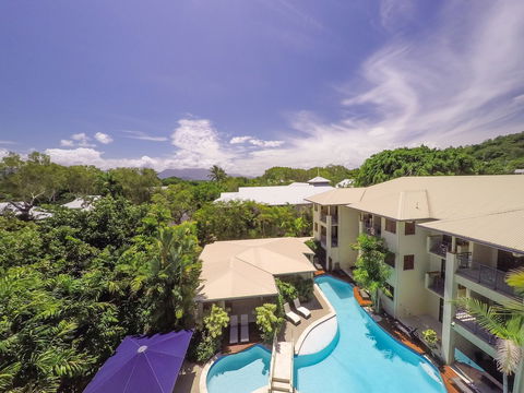 Meridian Port Douglas - Sunshine Coast Tourism 1