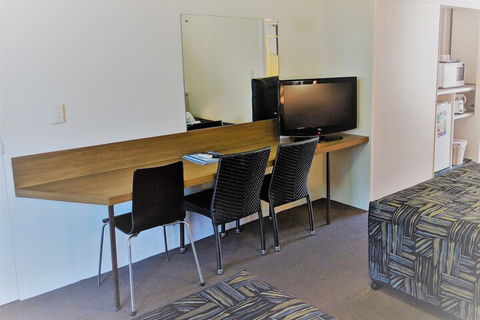 Miners Lodge Motor Inn - Sunshine Coast Tourism 5