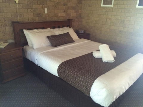 High Country Motor Inn - Sunshine Coast Tourism 6