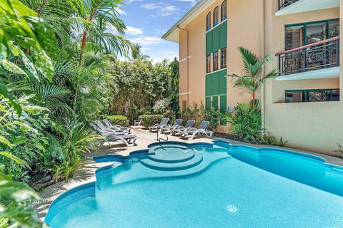 Martinique On Macrossan - Sunshine Coast Tourism 3