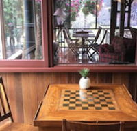 Forest Lodge Resort - Holiday Sunshine Coast