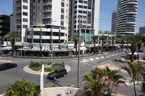 Aruba Beach Resort - Sunshine Coast Tourism 0