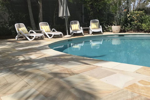 Metzo Noosa Resort - Holiday Sunshine Coast 3