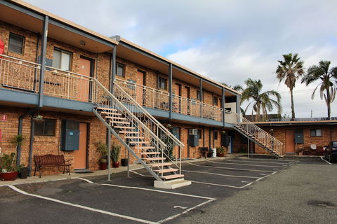 Bridgeview Motel - Holiday Sunshine Coast 2