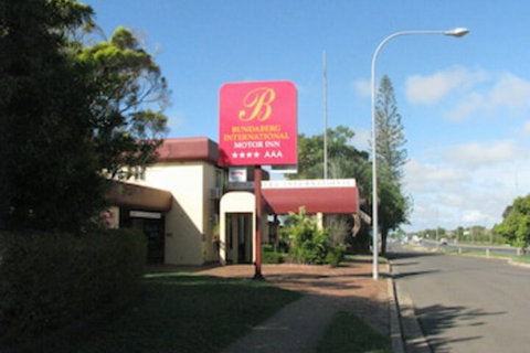 Bundaberg International Motor Inn - Holiday Sunshine Coast 0