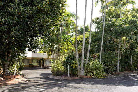 Bundaberg International Motor Inn - Holiday Sunshine Coast 3