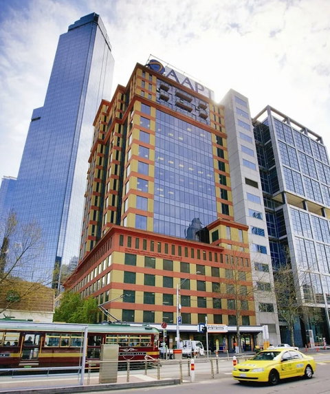 Riverside Apartments Melbourne - Sunshine Coast Tourism 0
