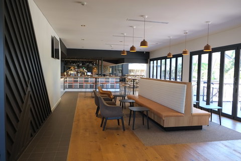 Barossa Weintal Hotel - Sunshine Coast Tourism 3