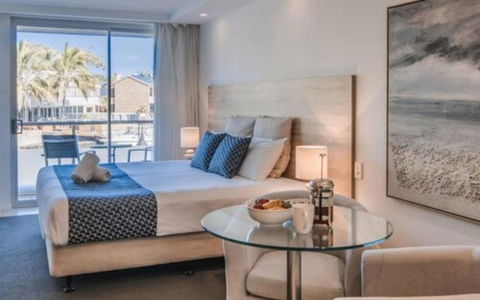 Hotel Laguna - Holiday Sunshine Coast 5