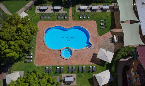 Alzburg Resort - Sunshine Coast Tourism 0
