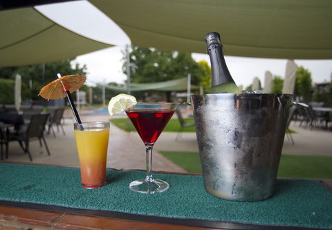 Alzburg Resort - Sunshine Coast Tourism 6