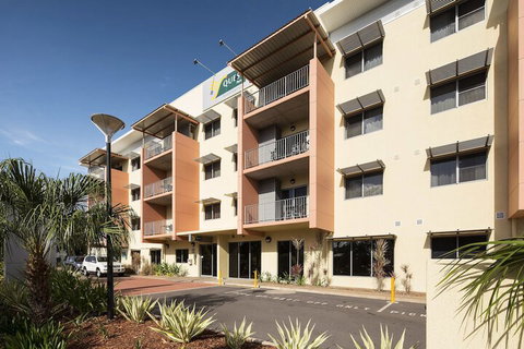 Quest Parap - Holiday Sunshine Coast 1