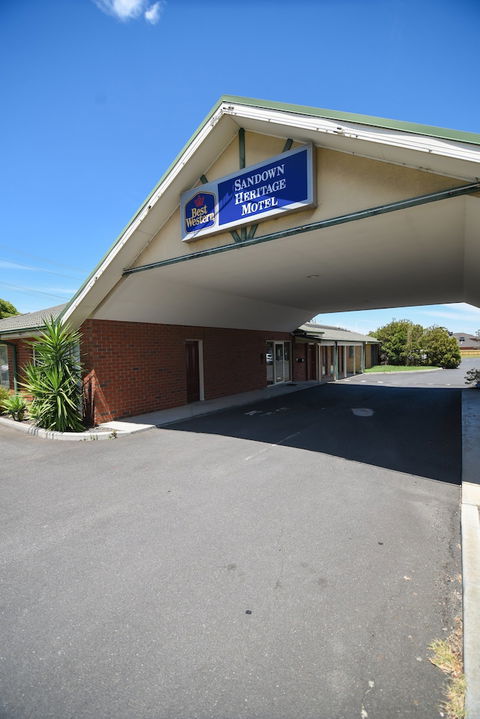 Sandown Heritage Motel - Sunshine Coast Tourism 0