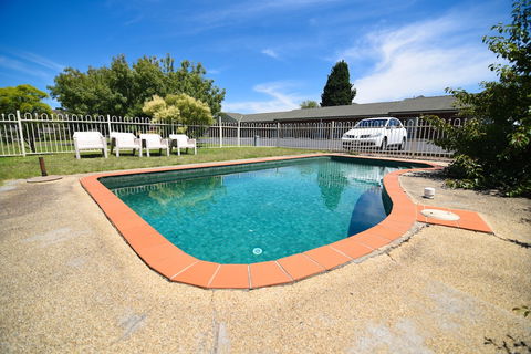 Sandown Heritage Motel - Sunshine Coast Tourism 1