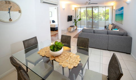 Waters Edge Apartments Cairns - Sunshine Coast Tourism 1