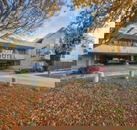 Belconnen Way Hotel Motel and Serviced Apartments - Holiday Sunshine Coast