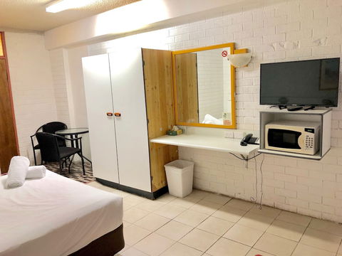 Marco Polo Motor Inn Sydney - Holiday Sunshine Coast 6