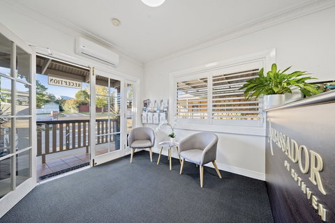 Ambassador On Ruthven - Holiday Sunshine Coast 3