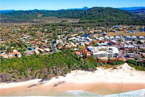 The Beach Cabarita - Sunshine Coast Tourism 3