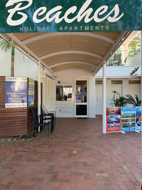 Beaches Port Douglas - Sunshine Coast Tourism 4