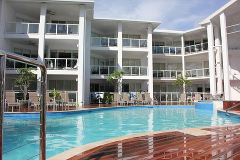 Beaches Port Douglas - Sunshine Coast Tourism 1