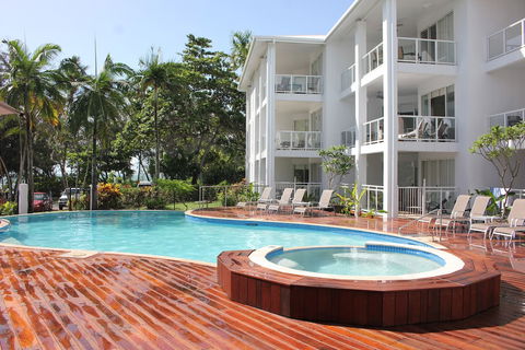 Beaches Port Douglas - Sunshine Coast Tourism 2