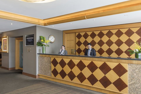 View Sydney - Holiday Sunshine Coast 3