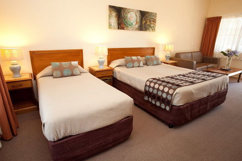 Byron Motor Lodge Motel - Sunshine Coast Tourism 5