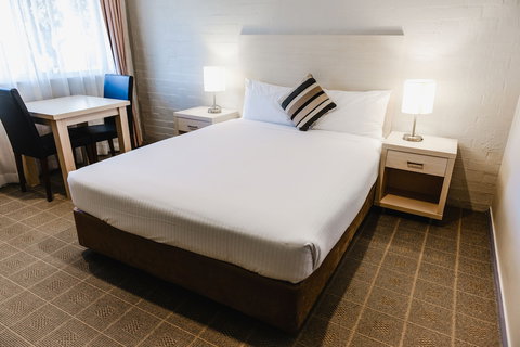 Balan Village Motel - Holiday Sunshine Coast 6