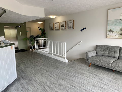 Outrigger Burleigh - Sunshine Coast Tourism 0