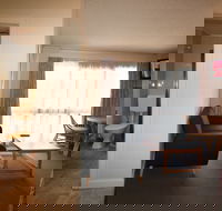 Beaumaris Bay Motel - Holiday Sunshine Coast