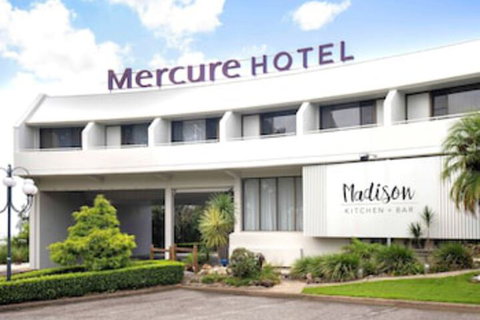 Mercure Charlestown - Holiday Sunshine Coast 0