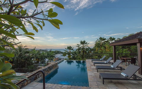 At Water's Edge Resort - Holiday Sunshine Coast 4