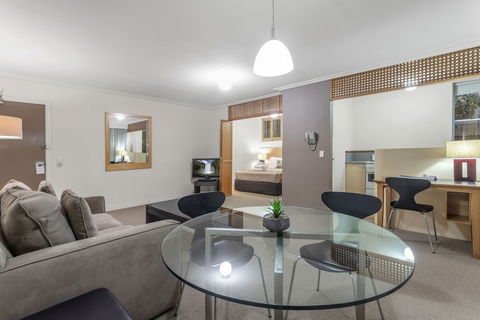 Airport International Hotel Brisbane - Sunshine Coast Tourism 5