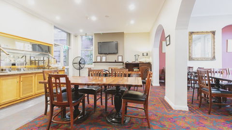 Woolbrokers Hotel Darling Harbour - Holiday Sunshine Coast 4