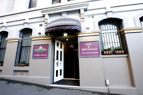 Woolbrokers Hotel Darling Harbour - Holiday Sunshine Coast 1