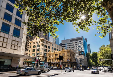 Oaks Sydney Castlereagh Suites - Holiday Sunshine Coast 5