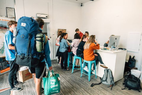 All Nations Backpackers Melbourne - Holiday Sunshine Coast 2