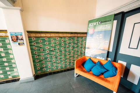 All Nations Backpackers Melbourne - Holiday Sunshine Coast 7