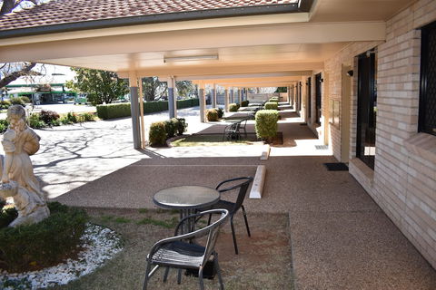 Best Western Tuscany On Tor Motor Inn - Holiday Sunshine Coast 0