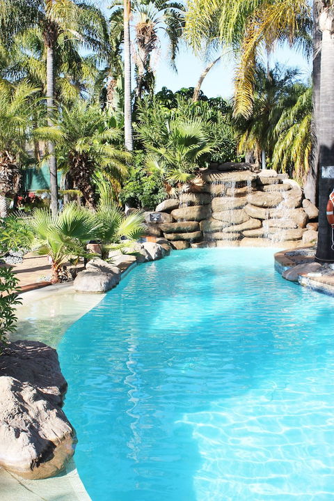 Swan Hill Resort - Sunshine Coast Tourism 4