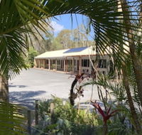 Tin Can Bay Motel - Holiday Sunshine Coast