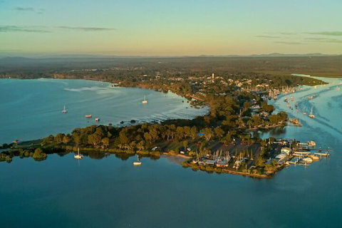 Tin Can Bay Motel - Sunshine Coast Tourism 2