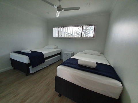 Montego Mermaid Beach Motel - Sunshine Coast Tourism 6