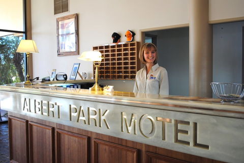 Albert Park Motor Inn - Holiday Sunshine Coast 3